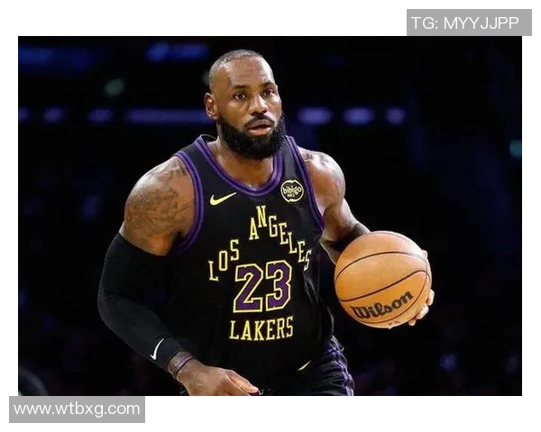 洛杉矶湖人队巨星勒布朗·詹姆斯因伤将缺席下场对阵犹他爵士队的比赛