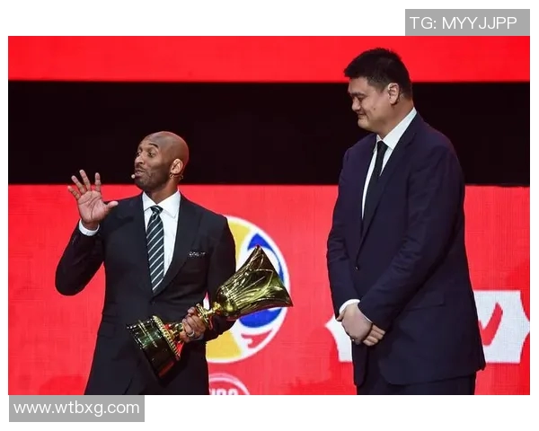 姚明入选篮球名人堂，感谢家人和球迷的支持